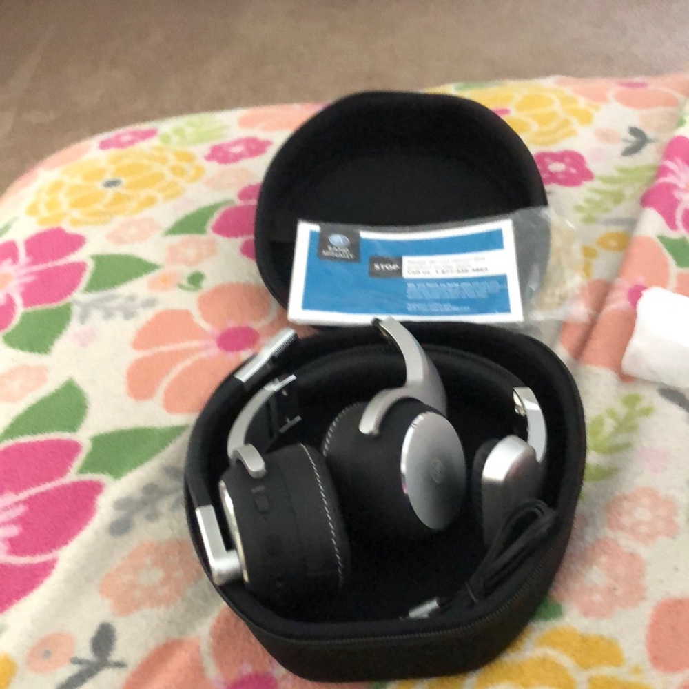 Hubby no longer trucker. Great for gamers.